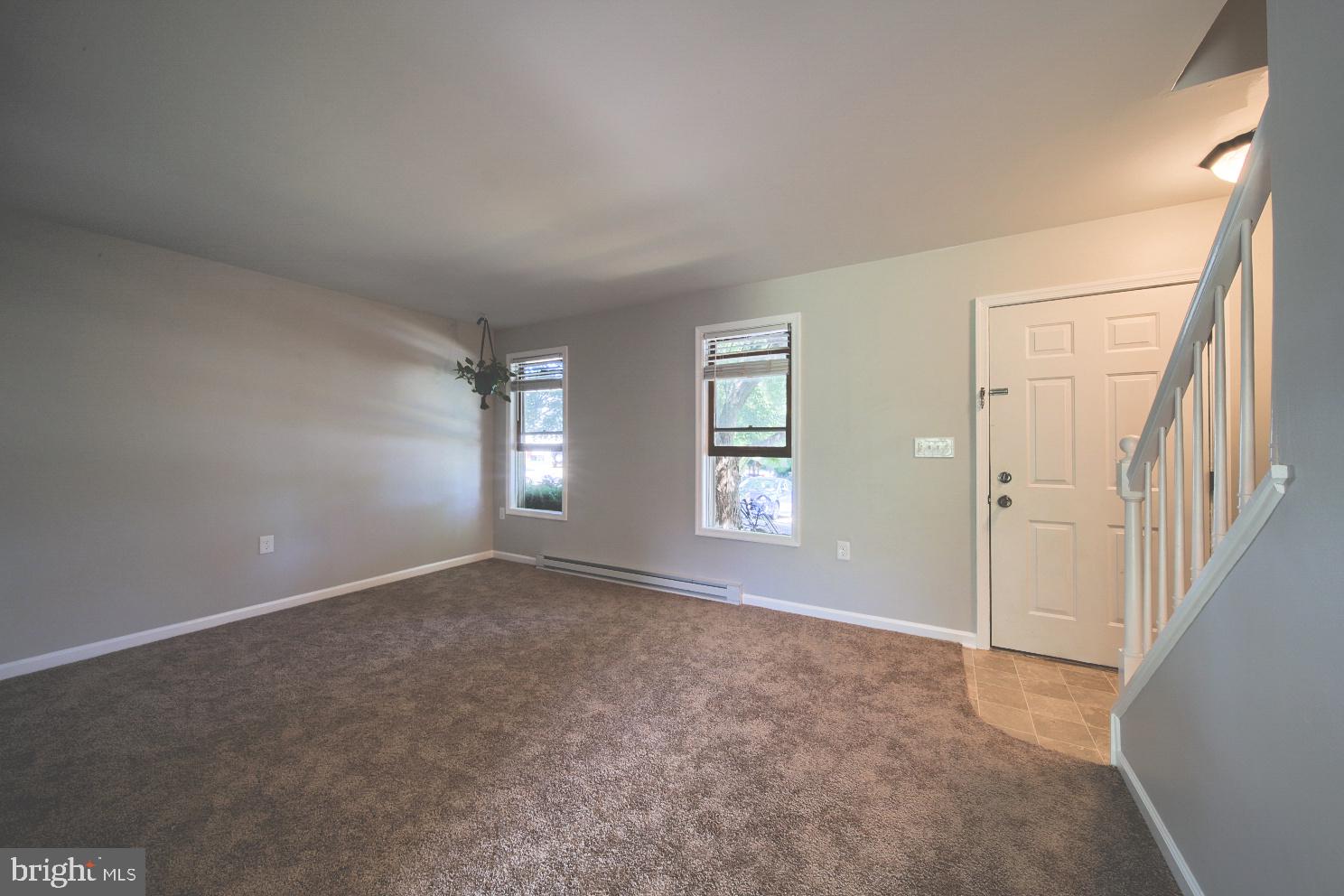 416 Cardinal Road Lititz, PA 17543 - Photo 4 of 16 Living Room