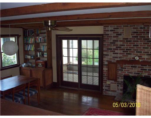 304 Guys Run Road Cheswick, PA 15024 - Photo 4 of 18 Den/Family/Great Room.