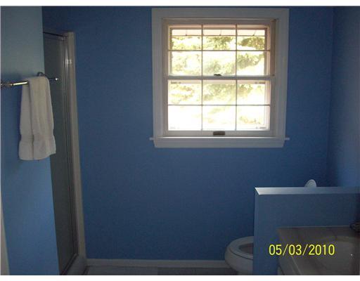 304 Guys Run Road Cheswick, PA 15024 - Photo 9 of 18 Master Bedroom. Master bath with walk in shower.