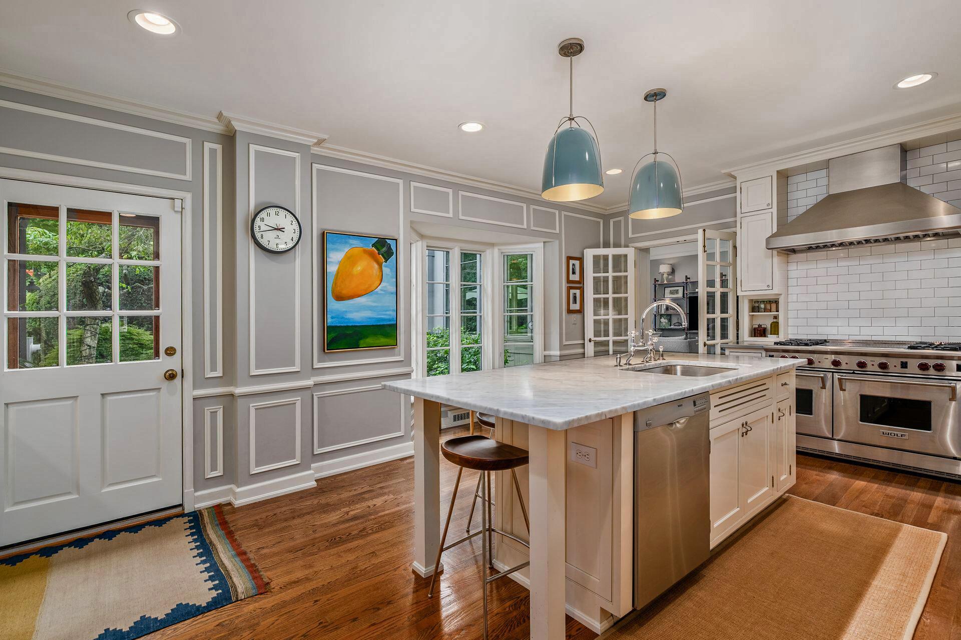 180 Ashbourne Road Columbus, OH 43209 - Photo 14 of 62 Kitchen