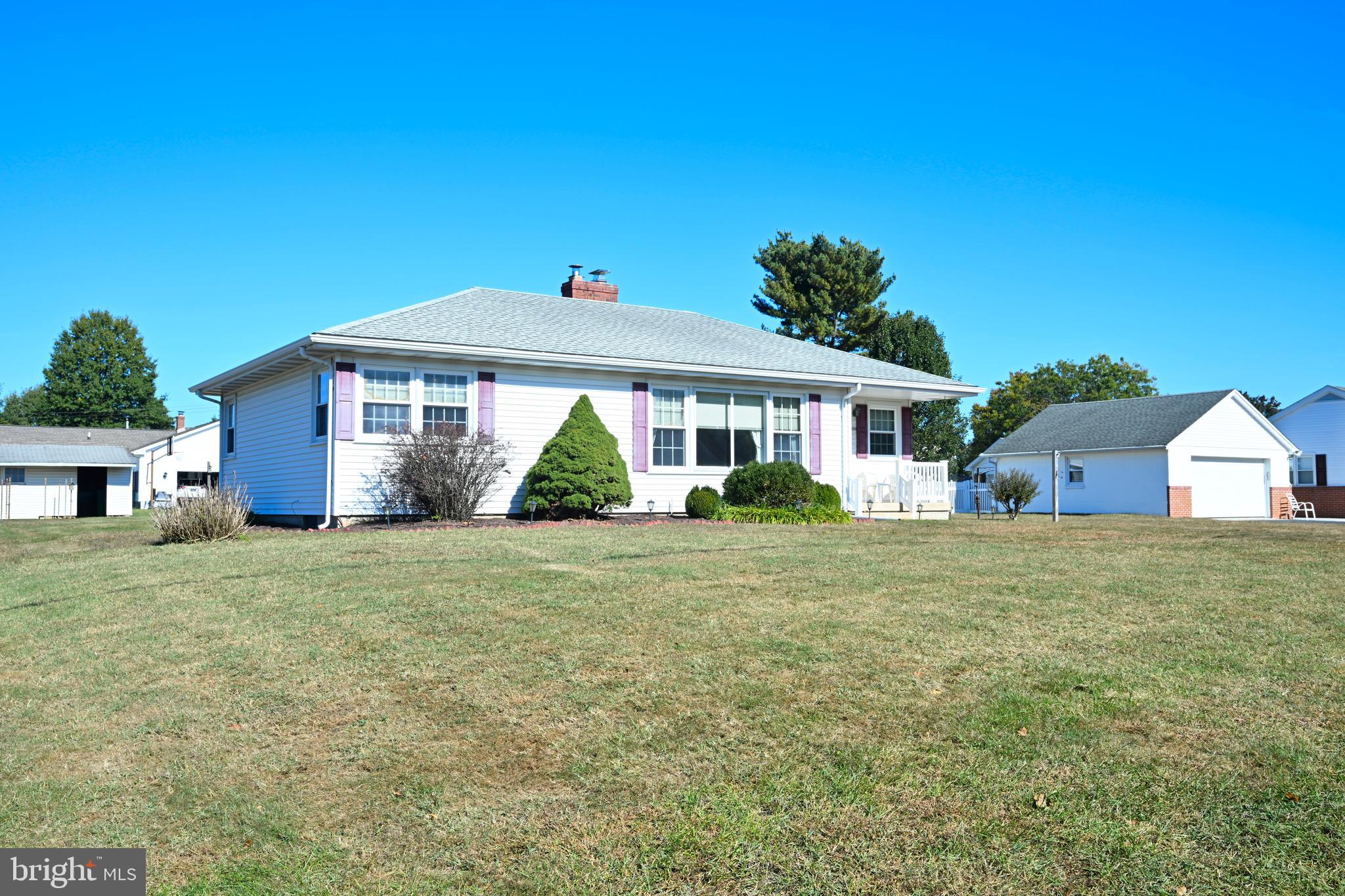 151 Highview Avenue Dover, DE 19901 - Photo 2 of 41 View from front left corner
