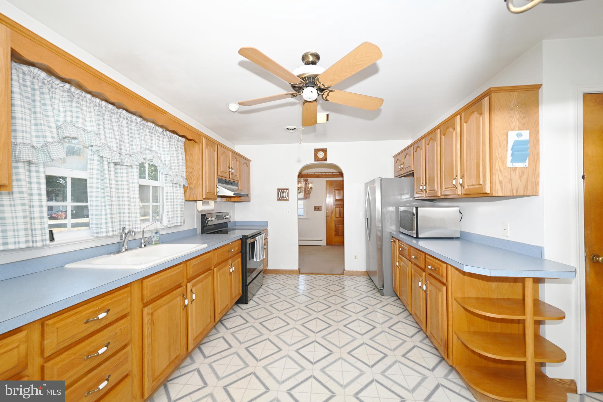 151 Highview Avenue Dover, DE 19901 - Photo 24 of 41 Range, Fridge, & Microwave Included