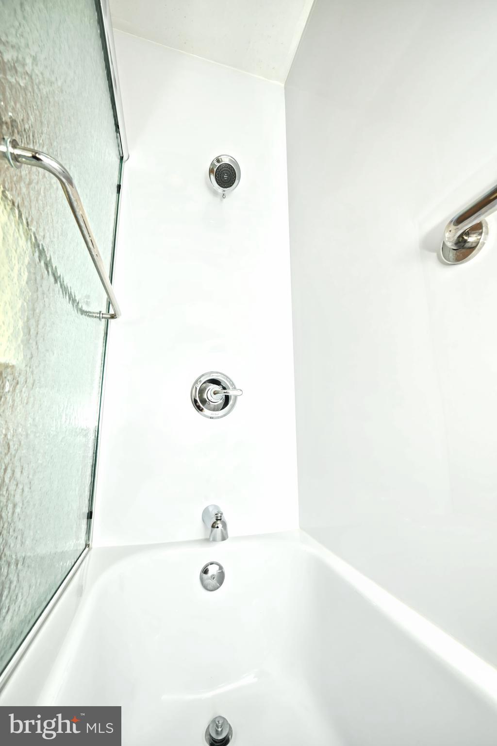 151 Highview Avenue Dover, DE 19901 - Photo 35 of 41 Updated Tub/Shower