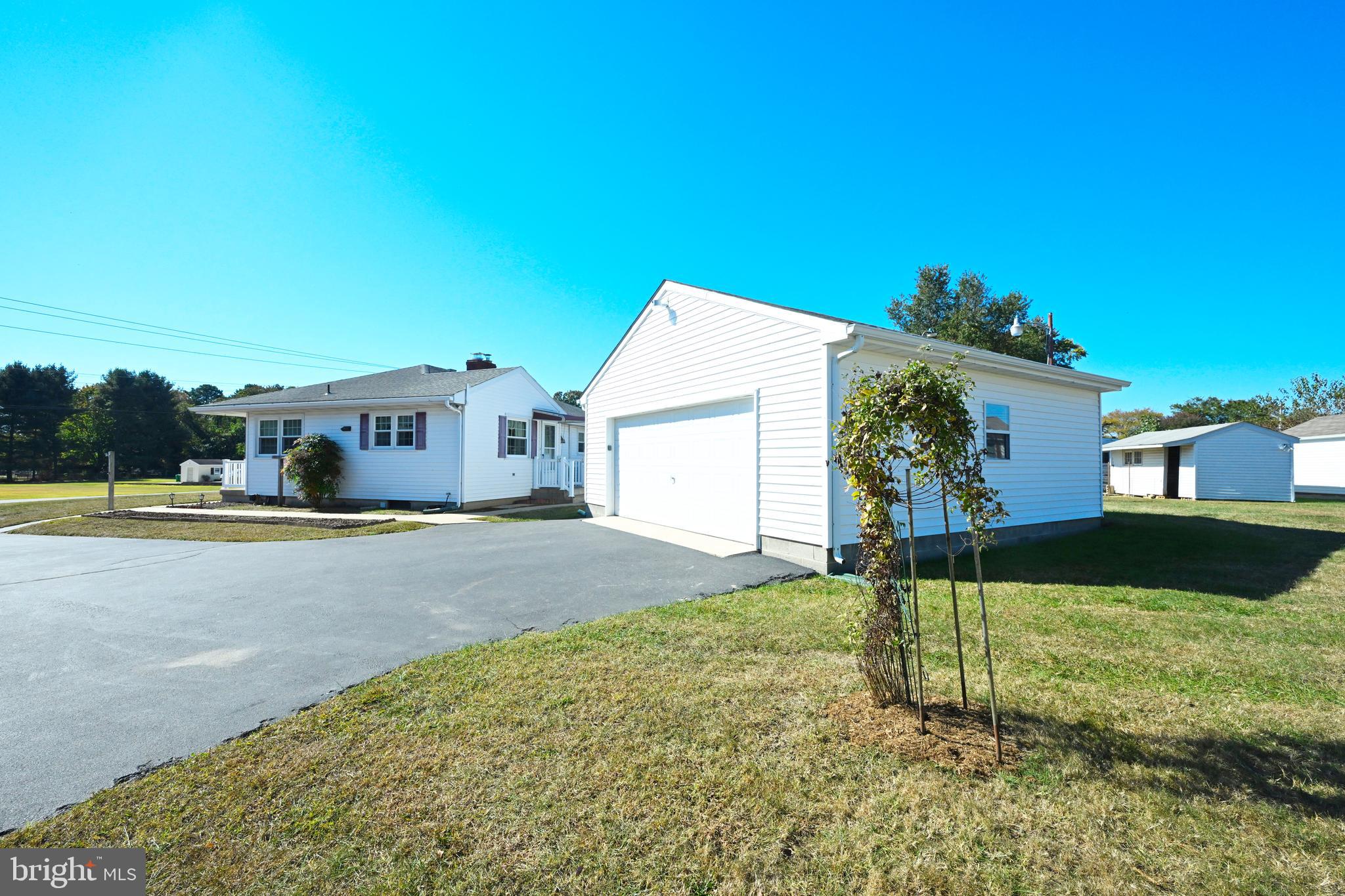 151 Highview Avenue Dover, DE 19901 - Photo 7 of 41 2-Car Detached Garage