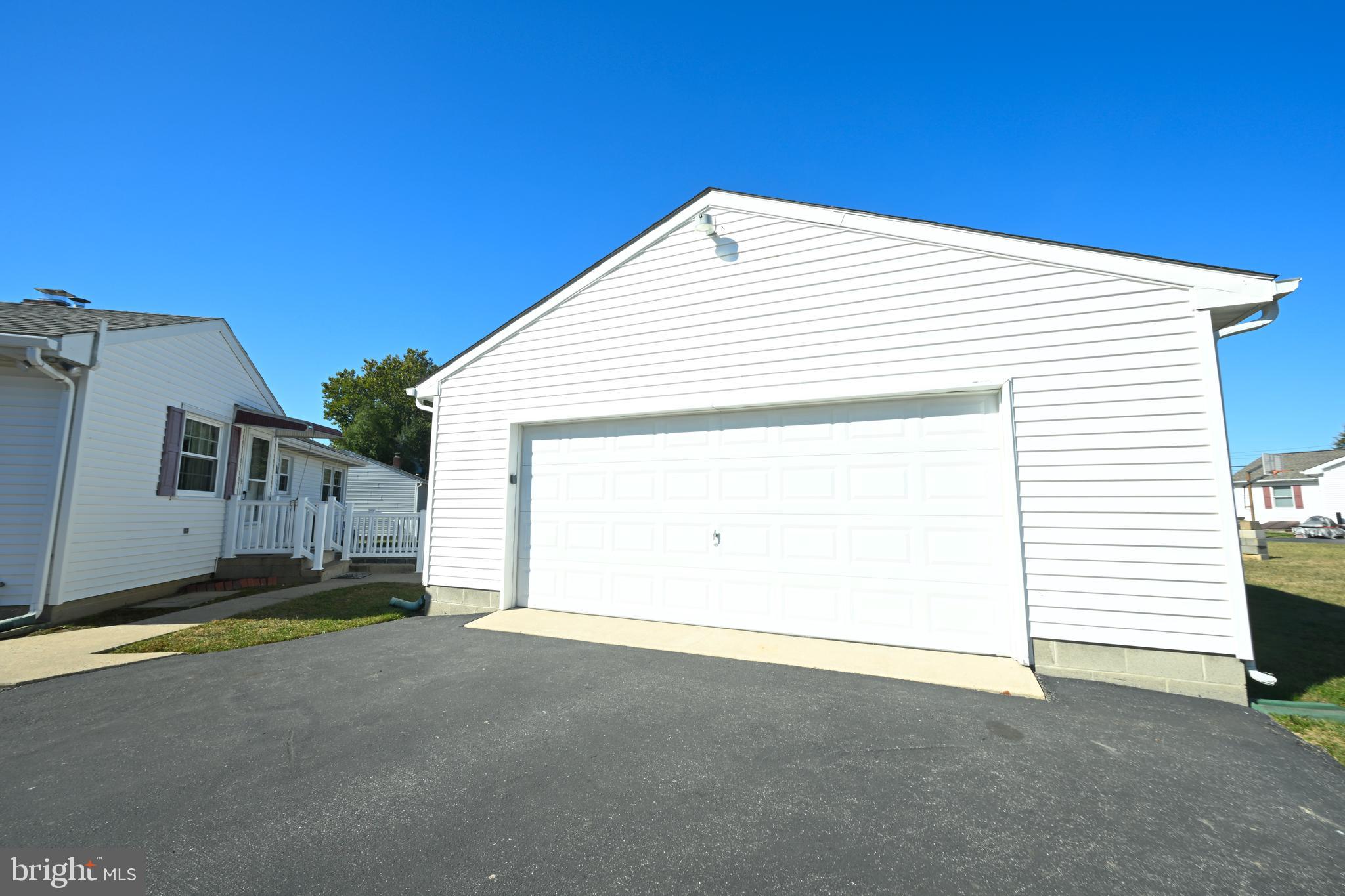 151 Highview Avenue Dover, DE 19901 - Photo 8 of 41 Includes Security Lighting and Garage Door Opener