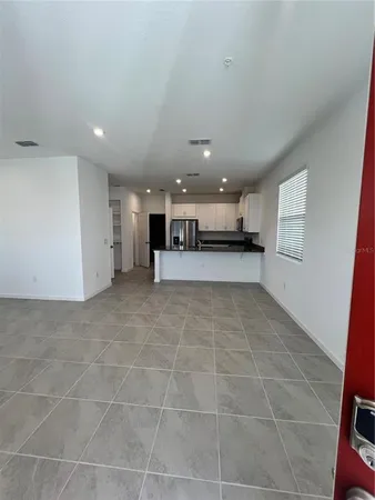 $2,500 | 3085 Douglas Fir Drive, Apopka, FL 32703