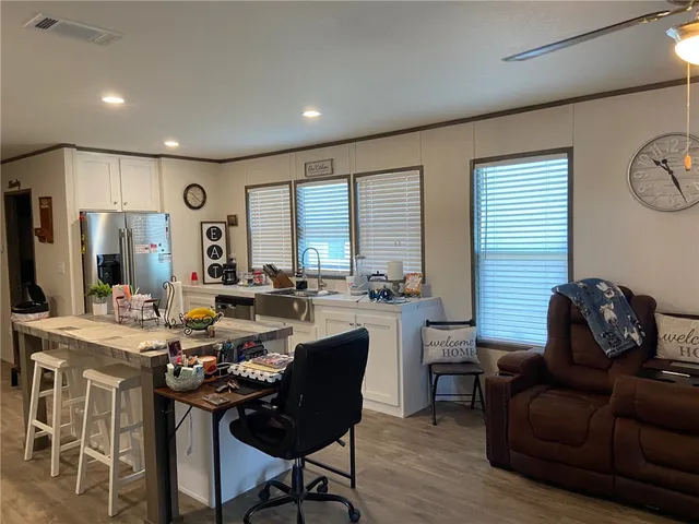 $1,900 | 107 Ridgeview, College Station, TX 77845