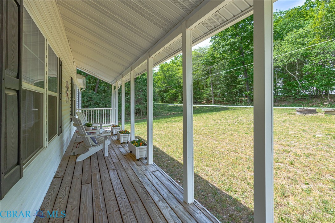 1890 Mill Creek Road Wake, VA 23176 - Photo 4 of 48