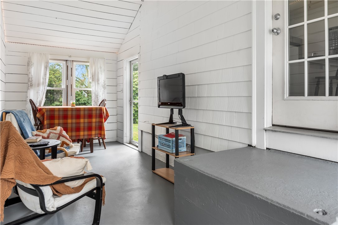 80 Kingswood Road Bristol, RI 02809 - Photo 18 of 35 Gallery Image 18