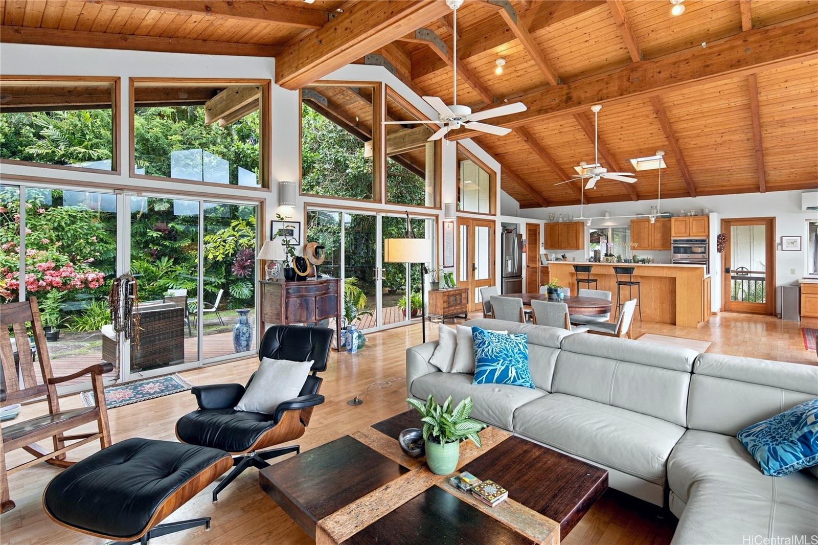 1064 Auloa Road, Unit B Kailua, HI 96734 - Photo 5 of 25 Gallery Image 5