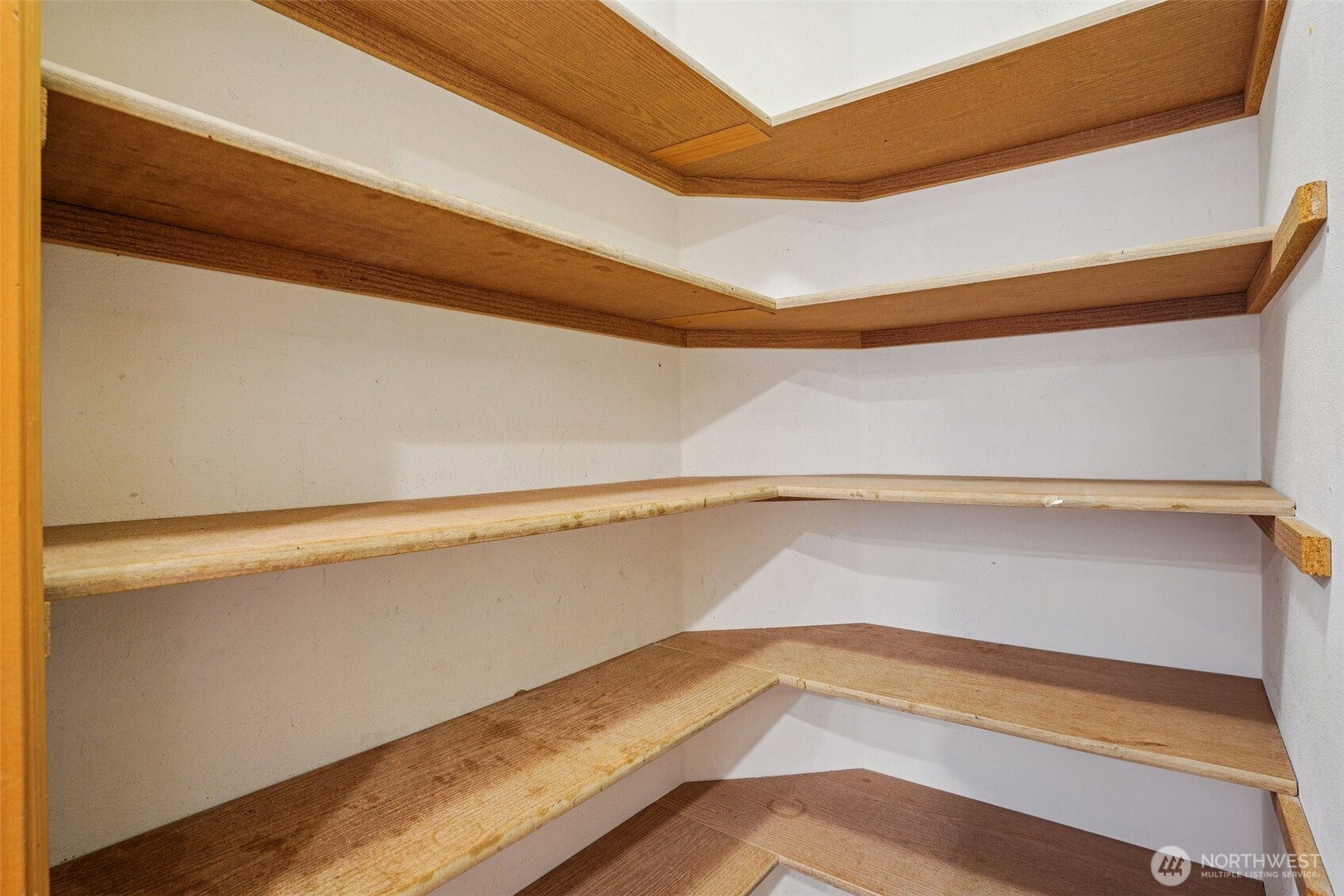 35031 8th Place Southwest Federal Way, WA 98023 - Photo 14 of 36 a view of an empty room