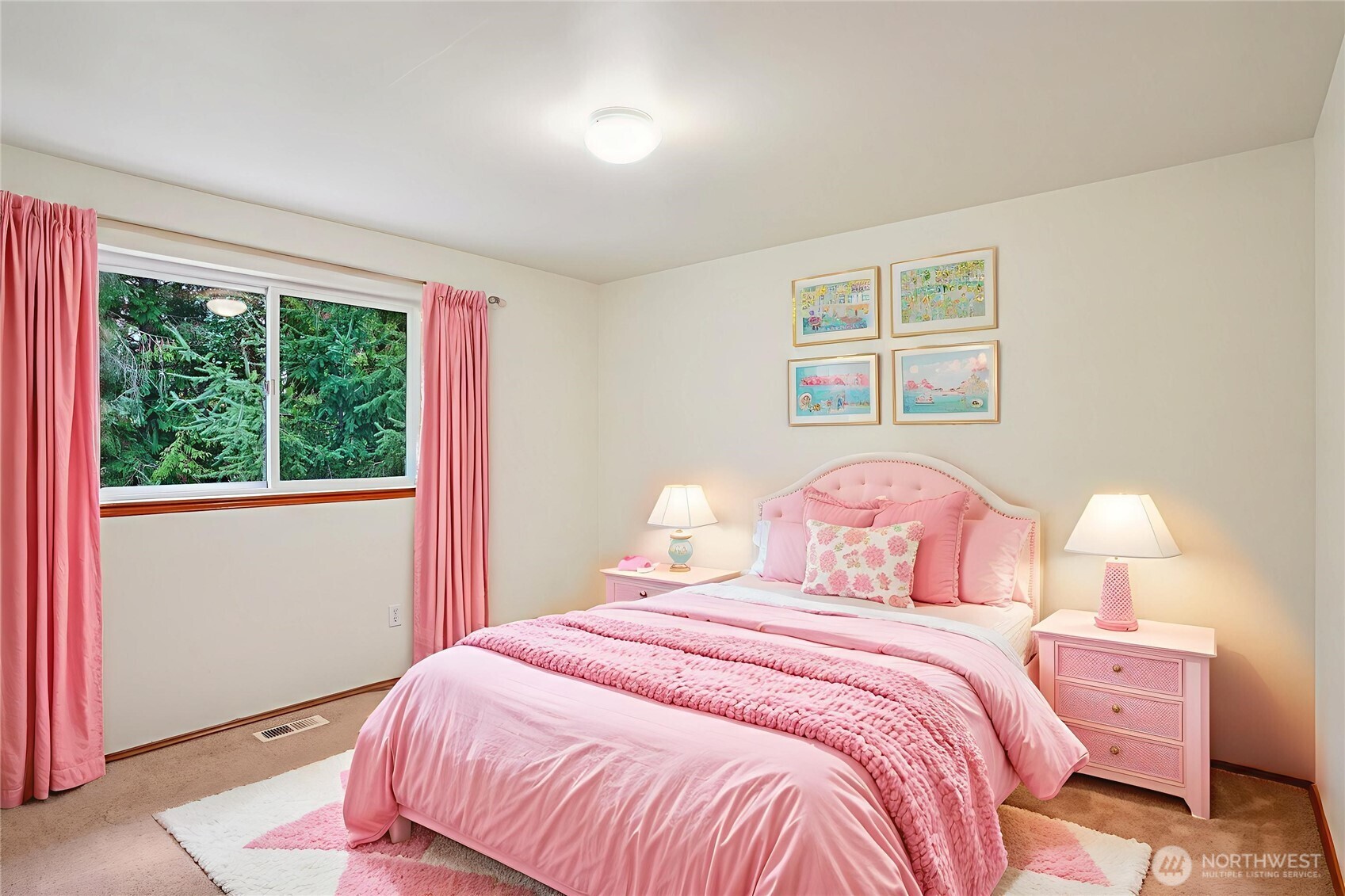 35031 8th Place Southwest Federal Way, WA 98023 - Photo 27 of 36 a bedroom with a bed and a window