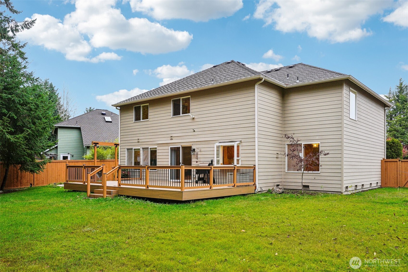 35031 8th Place Southwest Federal Way, WA 98023 - Photo 30 of 36 a view of a house with a backyard