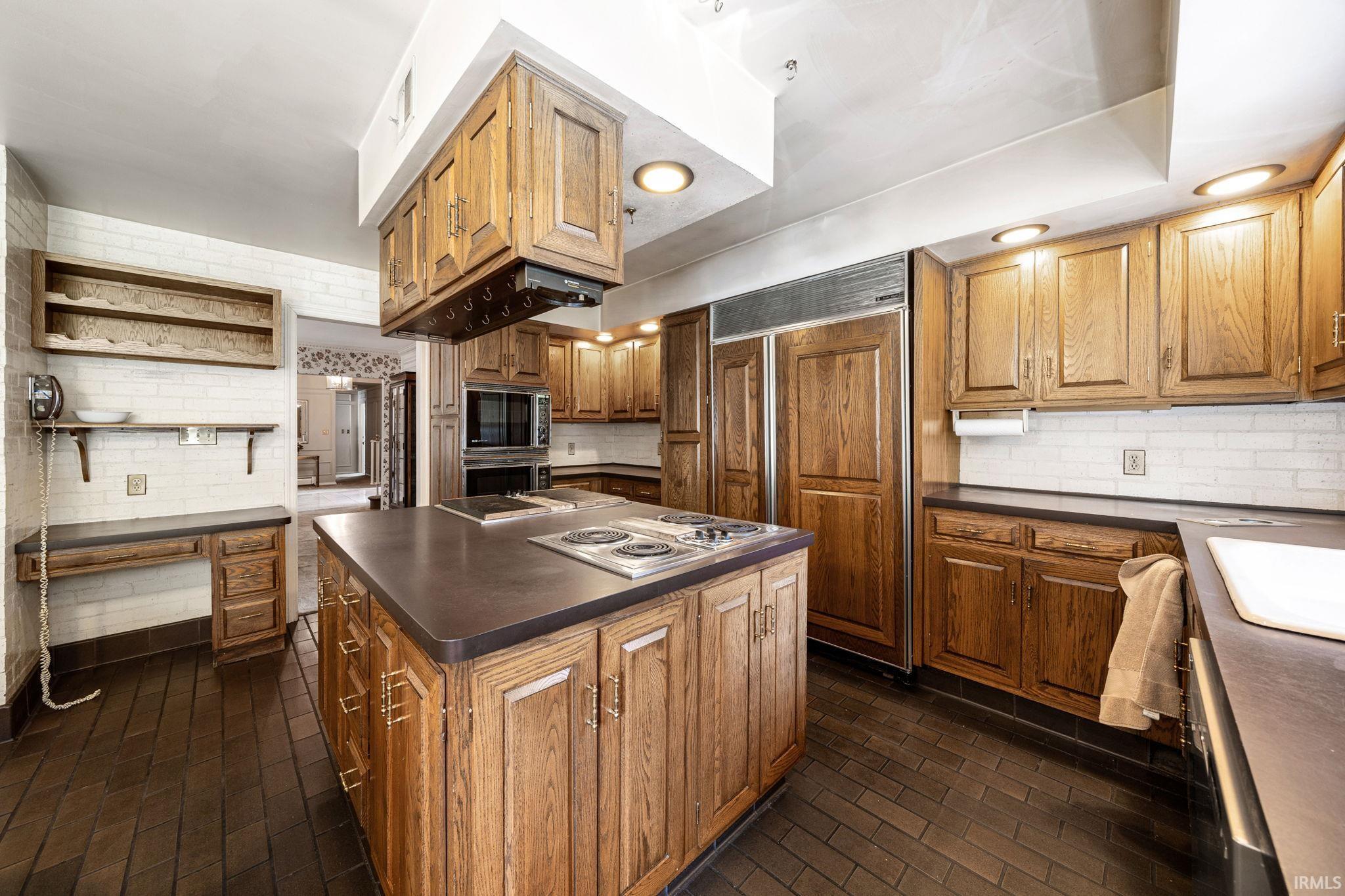 17640 Douglas Road South Bend, IN 46635 - Photo 8 of 31 Gallery Image 8