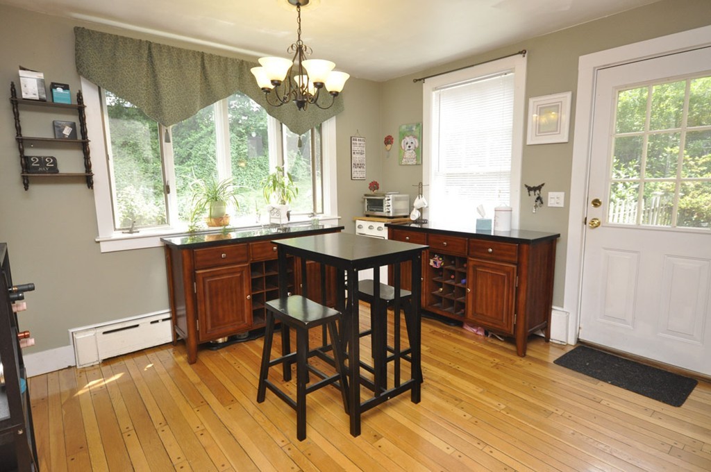 95 Walker Road Swampscott, MA 01907 - Photo 8 of 22 Gallery Image 8