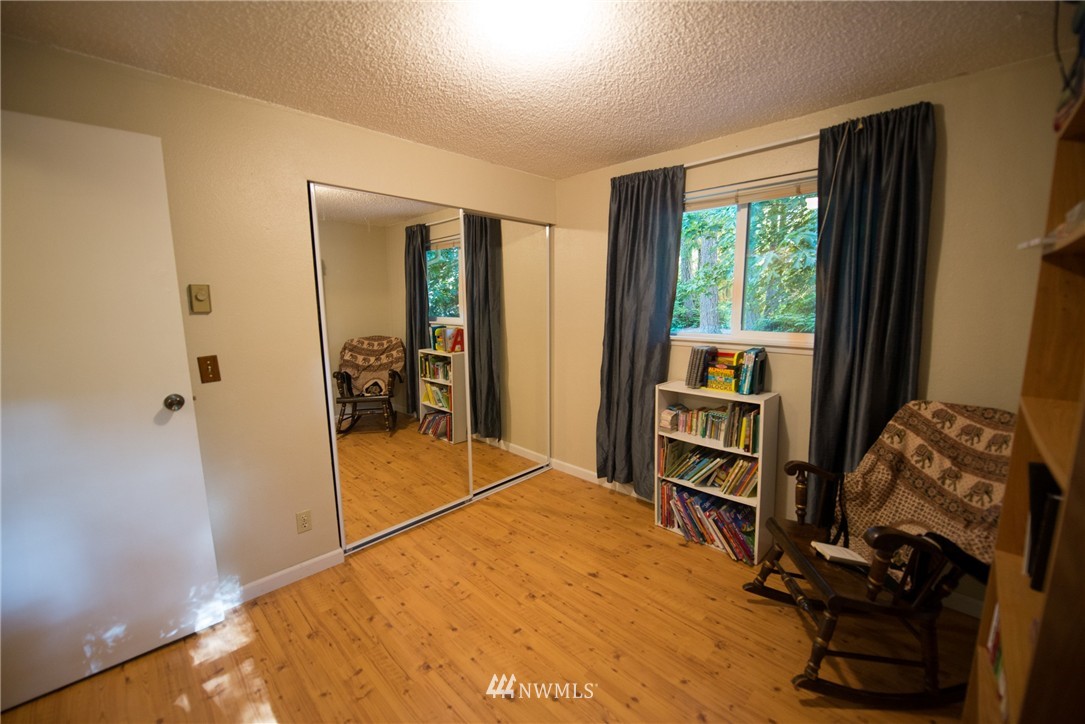 902 Southwest Miller Road Port Orchard, WA 98367 - Photo 14 of 25 Gallery Image 14