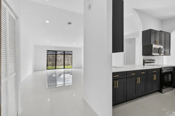 $3,300 | 7771 Blackwood Lane, Lake Worth, FL 33467