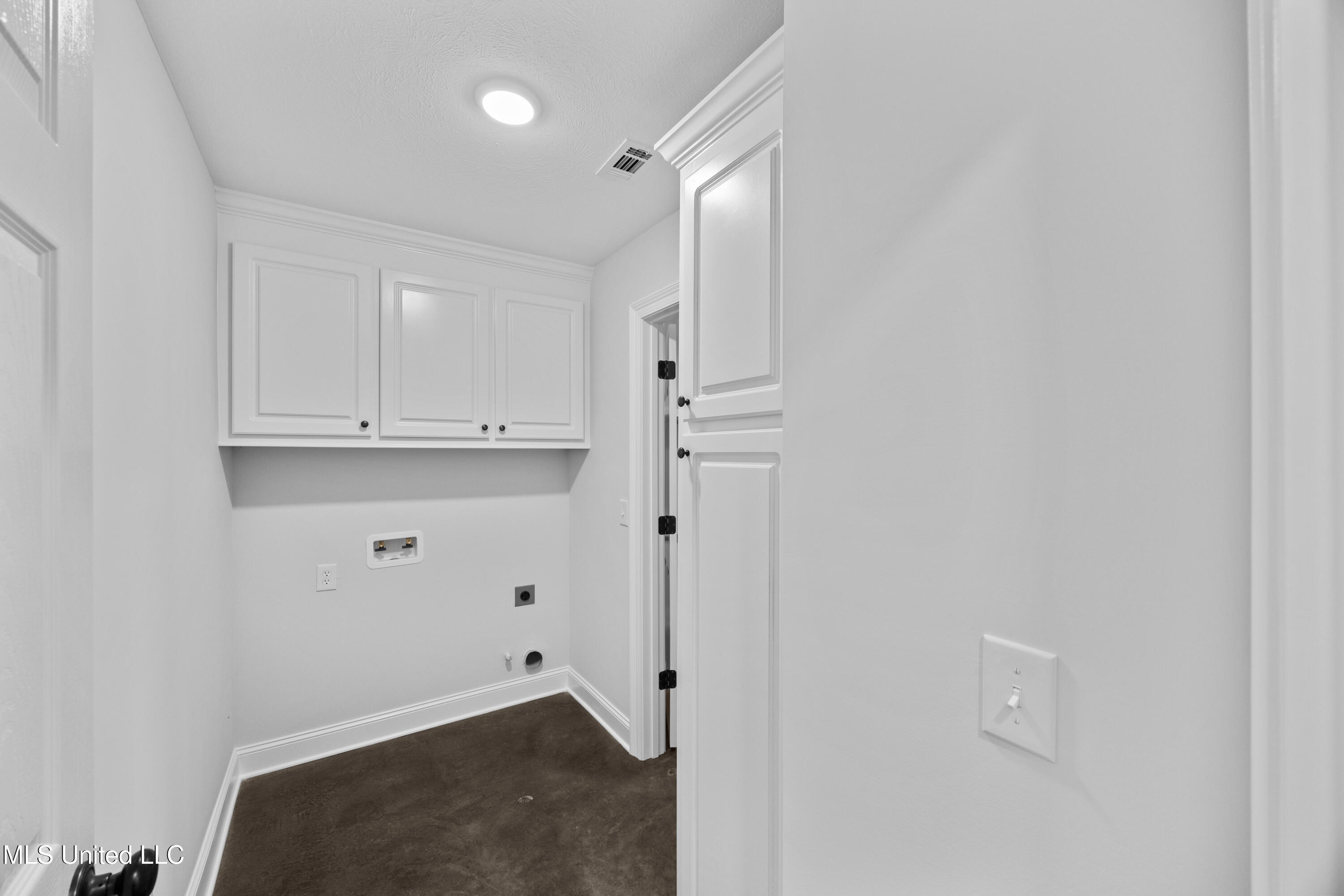 230 Hemingway Circle Canton, MS 39046 - Photo 17 of 22 EOSR9260