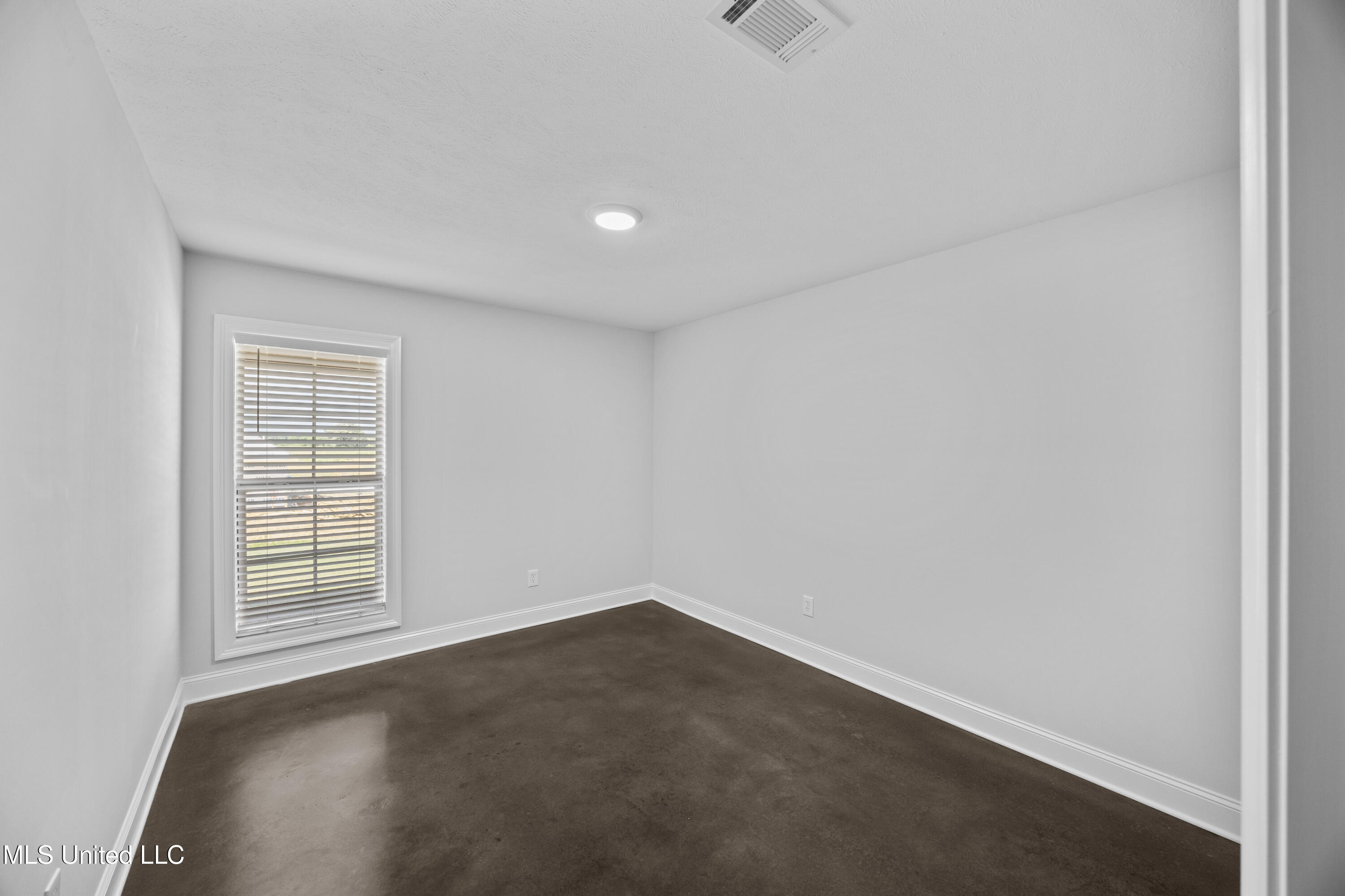 230 Hemingway Circle Canton, MS 39046 - Photo 21 of 22 EOSR9280