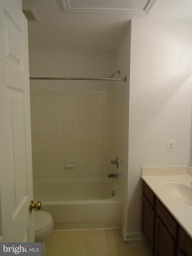 8367 Millwood Drive Springfield, VA 22152 - Photo 14 of 22 Bath