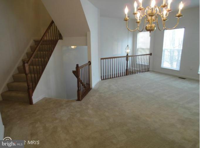 8367 Millwood Drive Springfield, VA 22152 - Photo 5 of 22 Living Room