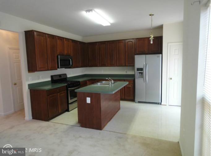 8367 Millwood Drive Springfield, VA 22152 - Photo 9 of 22 Kitchen
