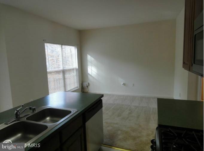 8367 Millwood Drive Springfield, VA 22152 - Photo 10 of 22 Dining Room