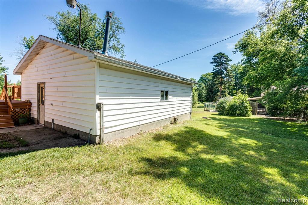 471 Wild Goose Lake Road Gregory, MI 48137 - Photo 10 of 50