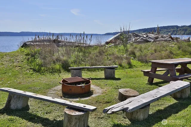 $57,500 | 0 East Farmington Drive, Greenbank, WA 98253