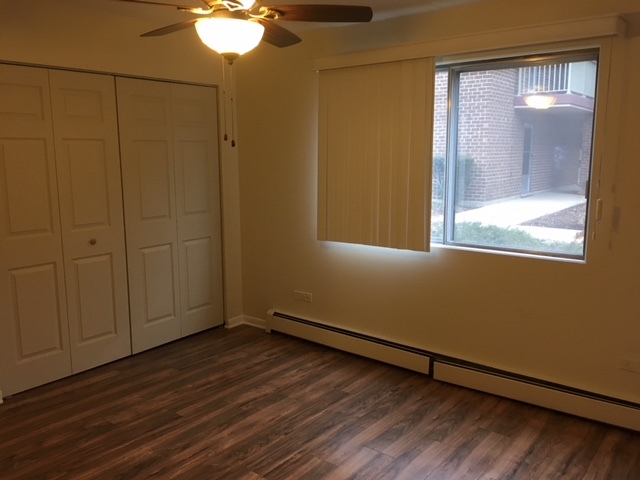 454 Spring Road, Unit 6 Elmhurst, IL 60126 - Photo 10 of 11