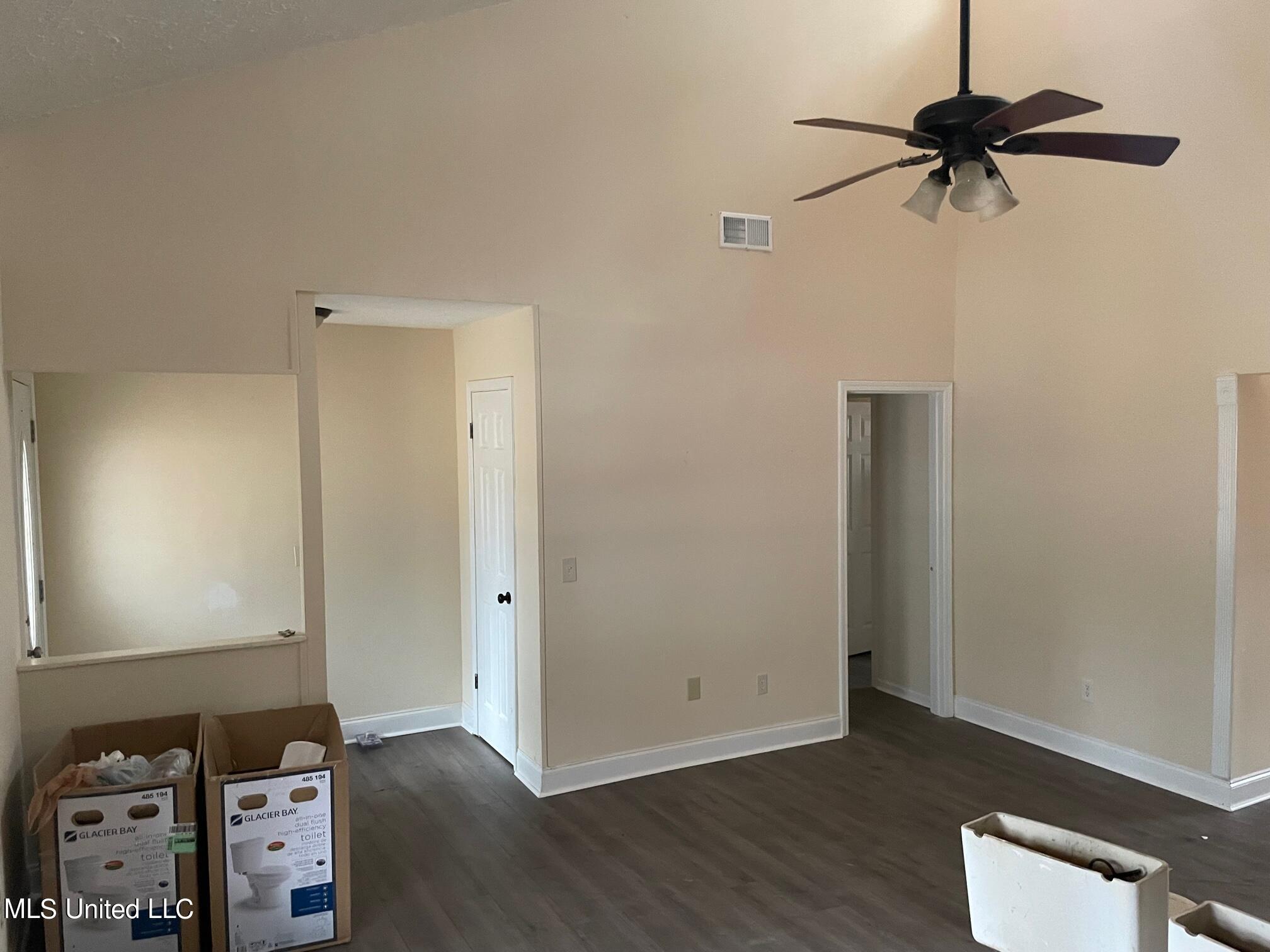 104 Shenandoah Road North Brandon, MS 39047 - Photo 6 of 24 IMG_2151