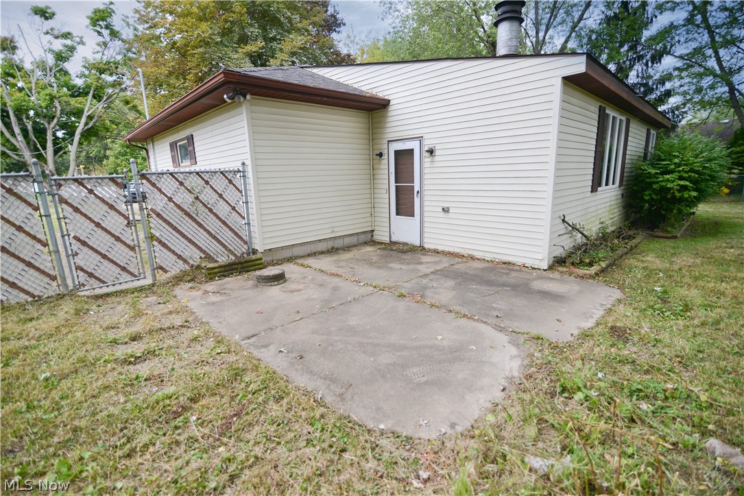 721 Struthers-Liberty Road Campbell, OH 44405 - Photo 30 of 32 Gallery Image 30