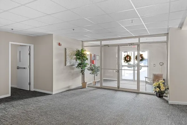 $364,900 | 218 Reservoir Street, Unit 326, Holden, MA 01520