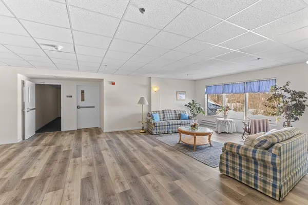 $364,900 | 218 Reservoir Street, Unit 326, Holden, MA 01520