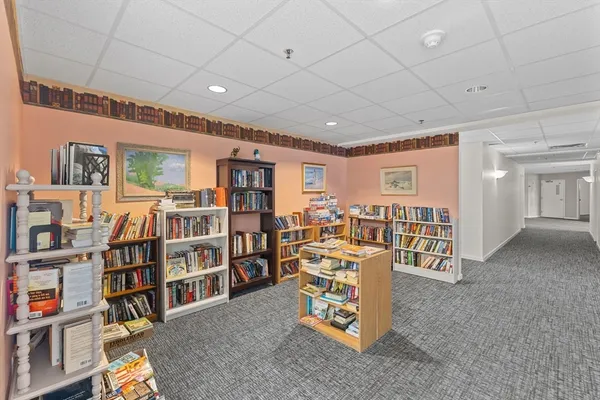 $364,900 | 218 Reservoir Street, Unit 326, Holden, MA 01520