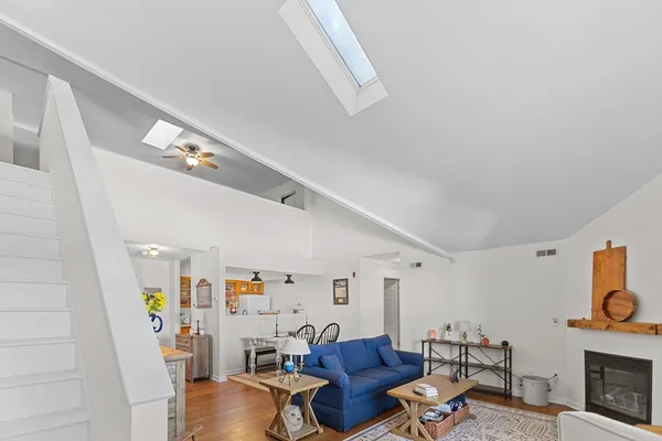 $364,900 | 218 Reservoir Street, Unit 326, Holden, MA 01520