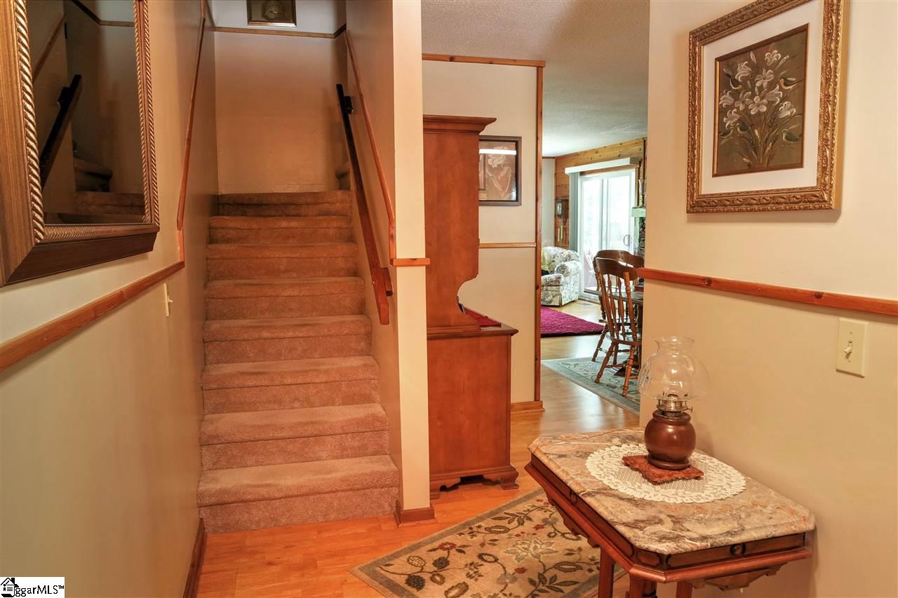 119 Rockcrest Ridge Cleveland, SC 29635 - Photo 12 of 36