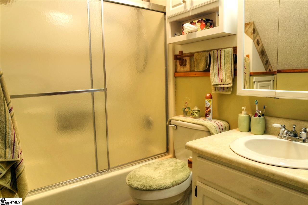 119 Rockcrest Ridge Cleveland, SC 29635 - Photo 29 of 36