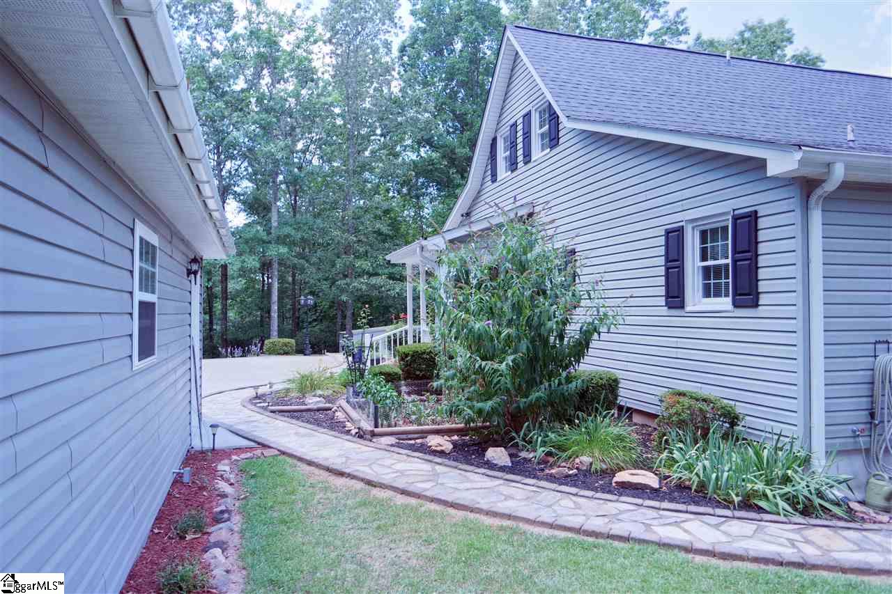 119 Rockcrest Ridge Cleveland, SC 29635 - Photo 7 of 36