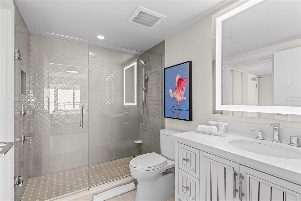 230 Sands Point Road, Unit 3703 Longboat Key, FL 34228 - Photo 24 of 40 Gallery Image 24