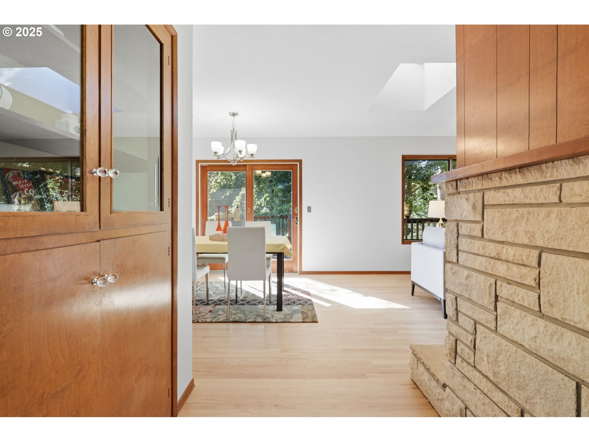 6821 Southwest Raleighwood Way Portland, OR 97225 - Photo 13 of 46 Gallery Image 13