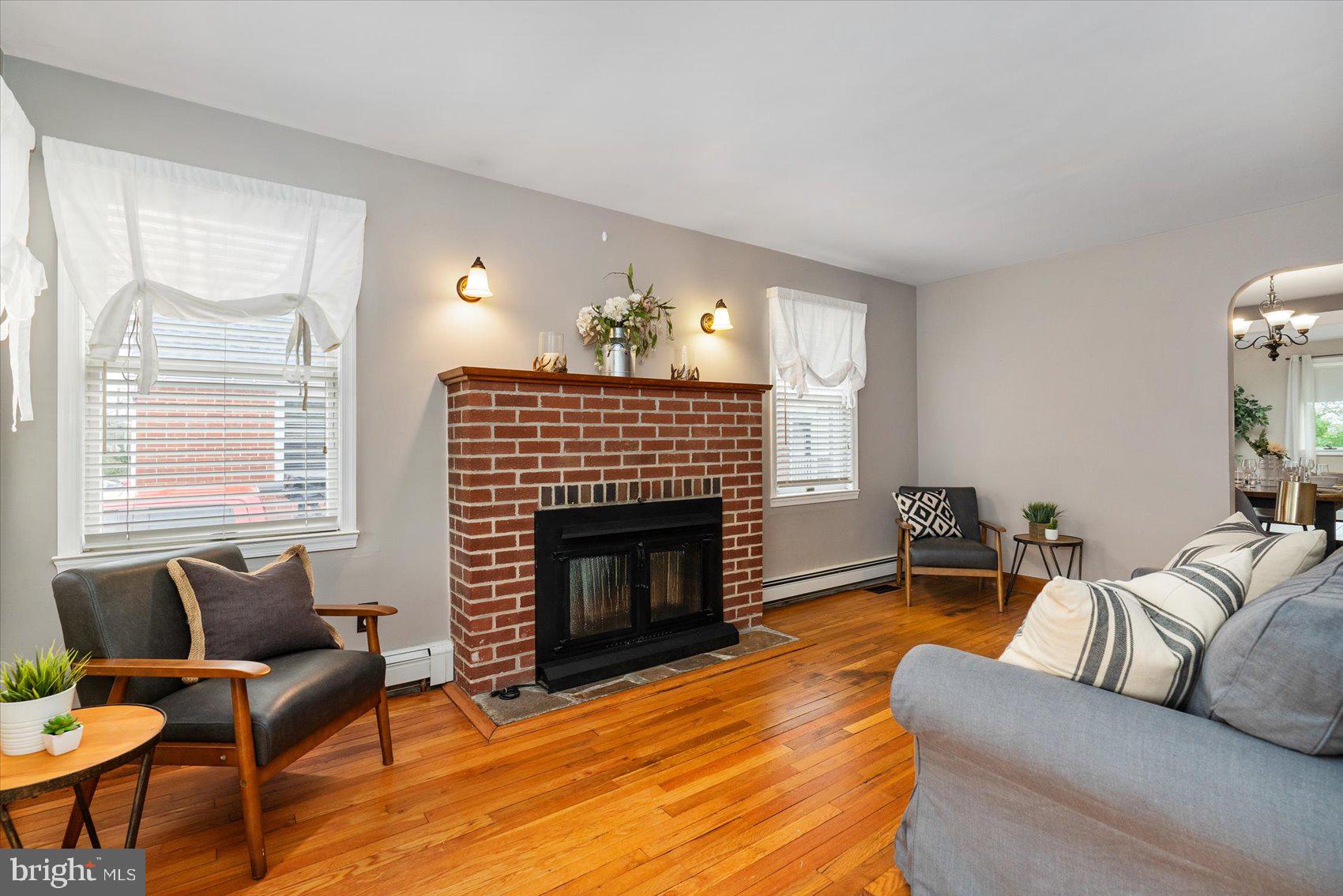 2907 Topaz Road Baltimore, MD 21234 - Photo 4 of 29