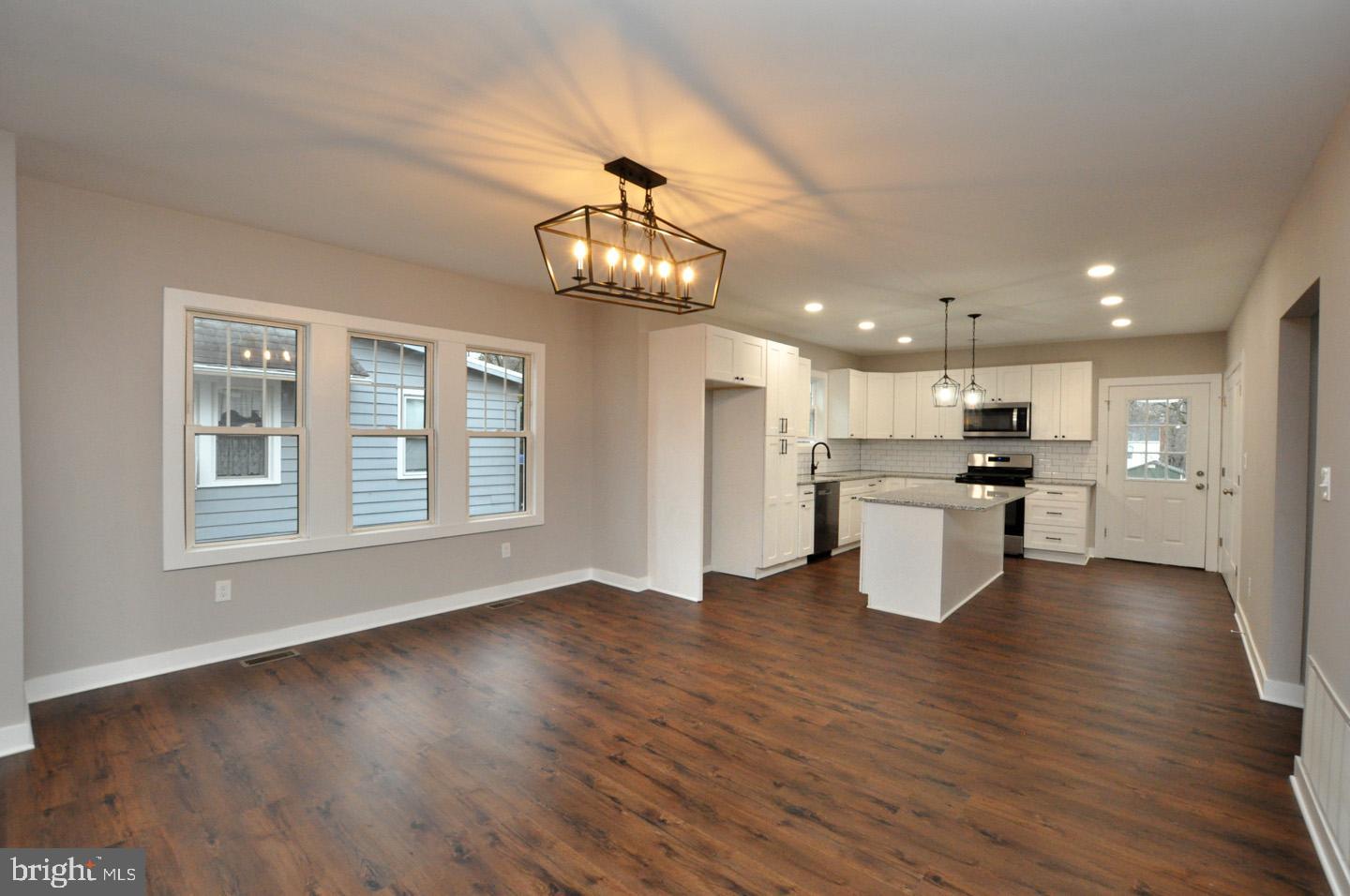 1119 Prospect Ridge Boulevard Haddon Heights, NJ 08035 - Photo 10 of 29 Kitchen & Dining Area