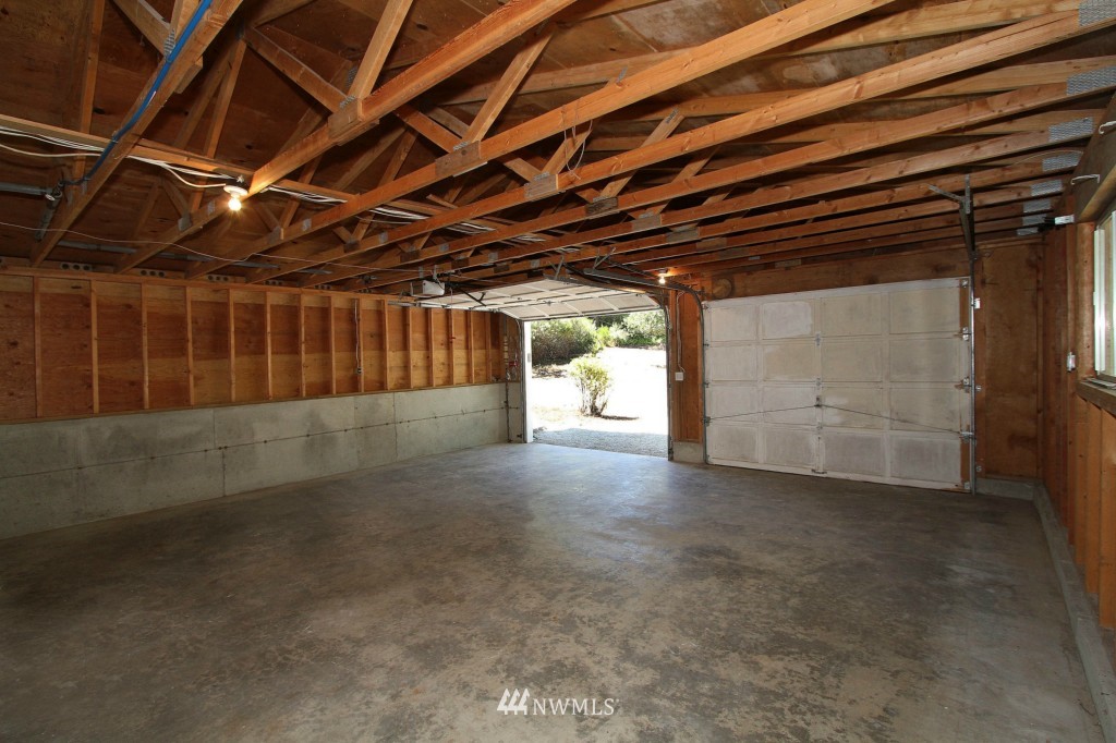 1340 Southwest Berry Lake Road Port Orchard, WA 98367 - Photo 20 of 24 Gallery Image 20