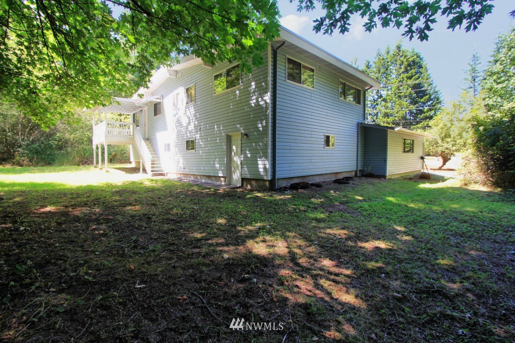 1340 Southwest Berry Lake Road Port Orchard, WA 98367 - Photo 22 of 24 Gallery Image 22