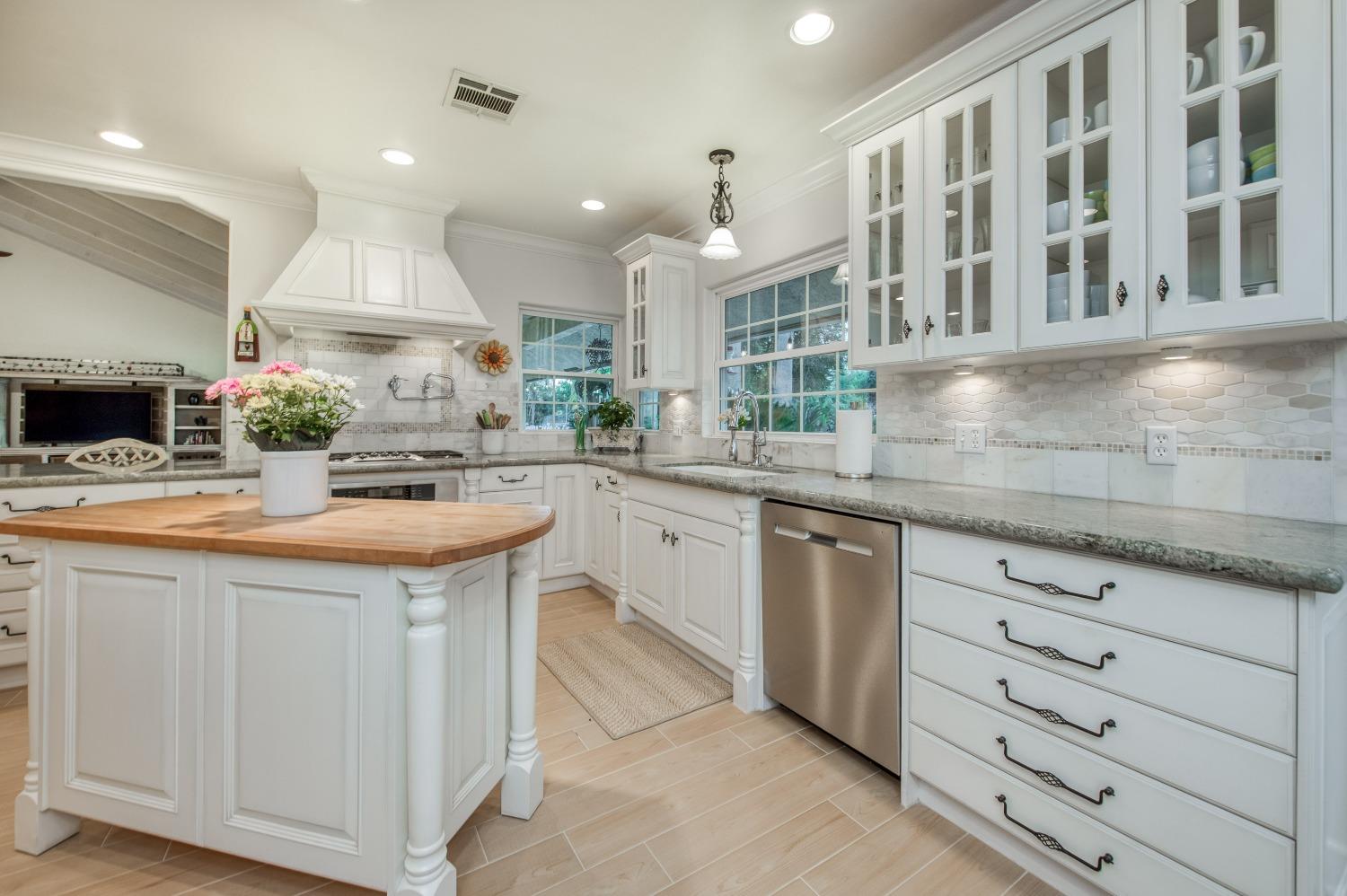 2988 Enterprise Avenue Clovis, CA 93619 - Photo 16 of 99