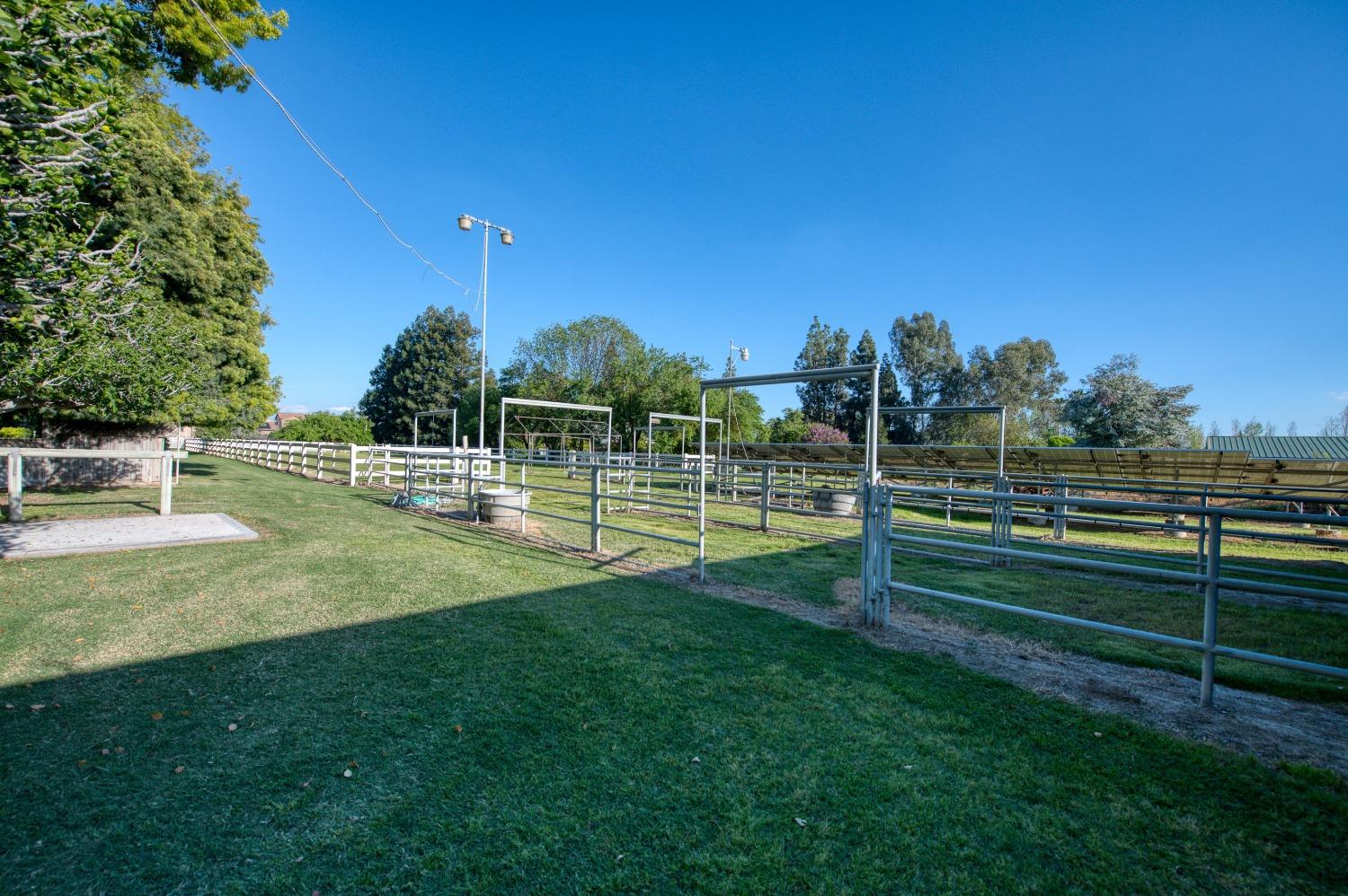 2988 Enterprise Avenue Clovis, CA 93619 - Photo 88 of 99