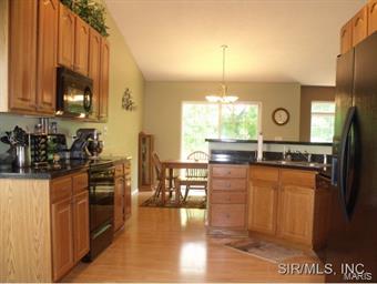 2172 Stonecrest Dupo, IL 62239 - Photo 3 of 24 Gallery Image 3