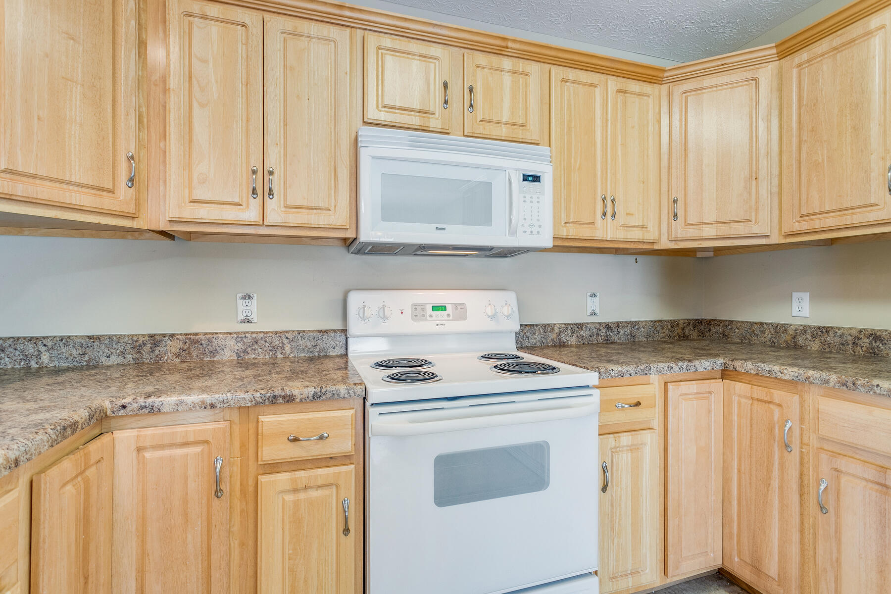 4120 Cooks Point Kingsport, TN 37664 - Photo 18 of 35 013