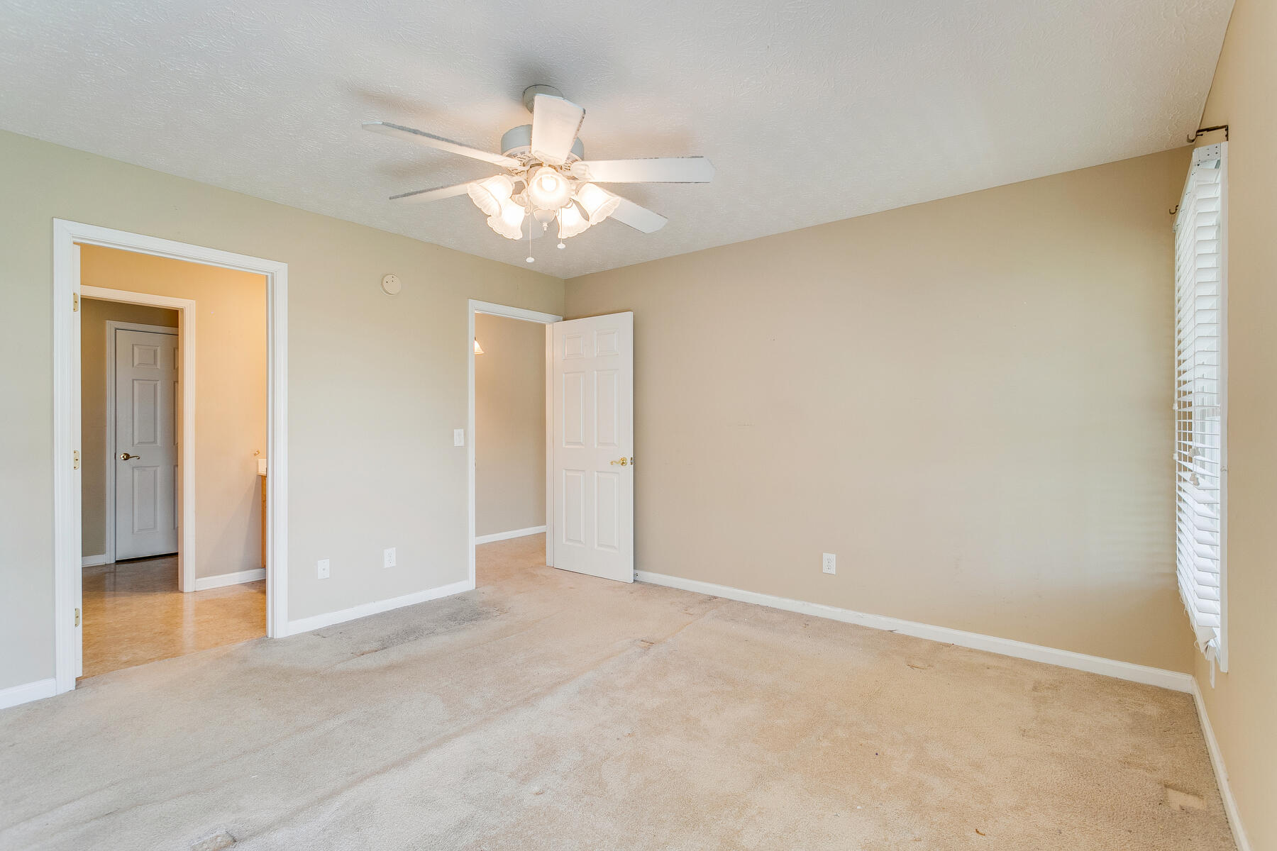 4120 Cooks Point Kingsport, TN 37664 - Photo 23 of 35 018